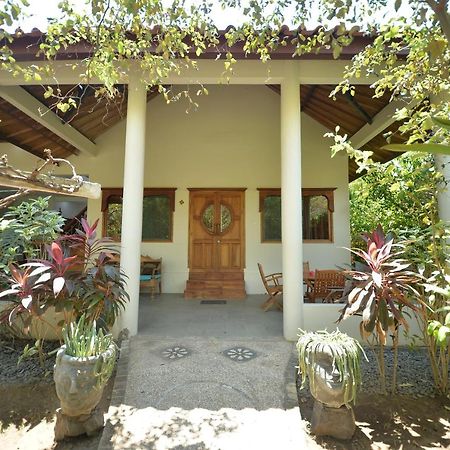 Hibiscus House Pemuteran Bali Hotel Exterior photo