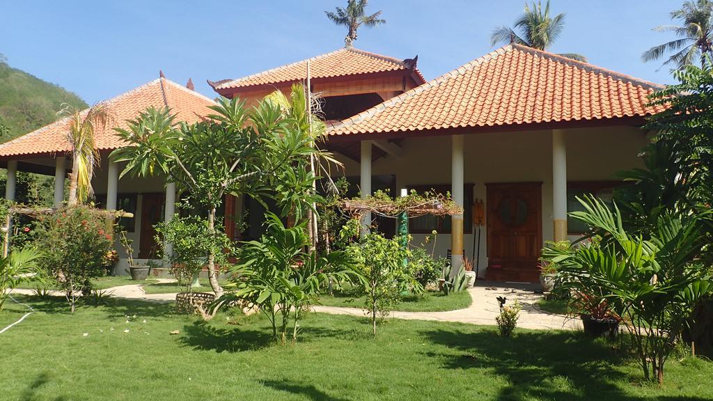 Hibiscus House Pemuteran Bali Hotel Exterior photo